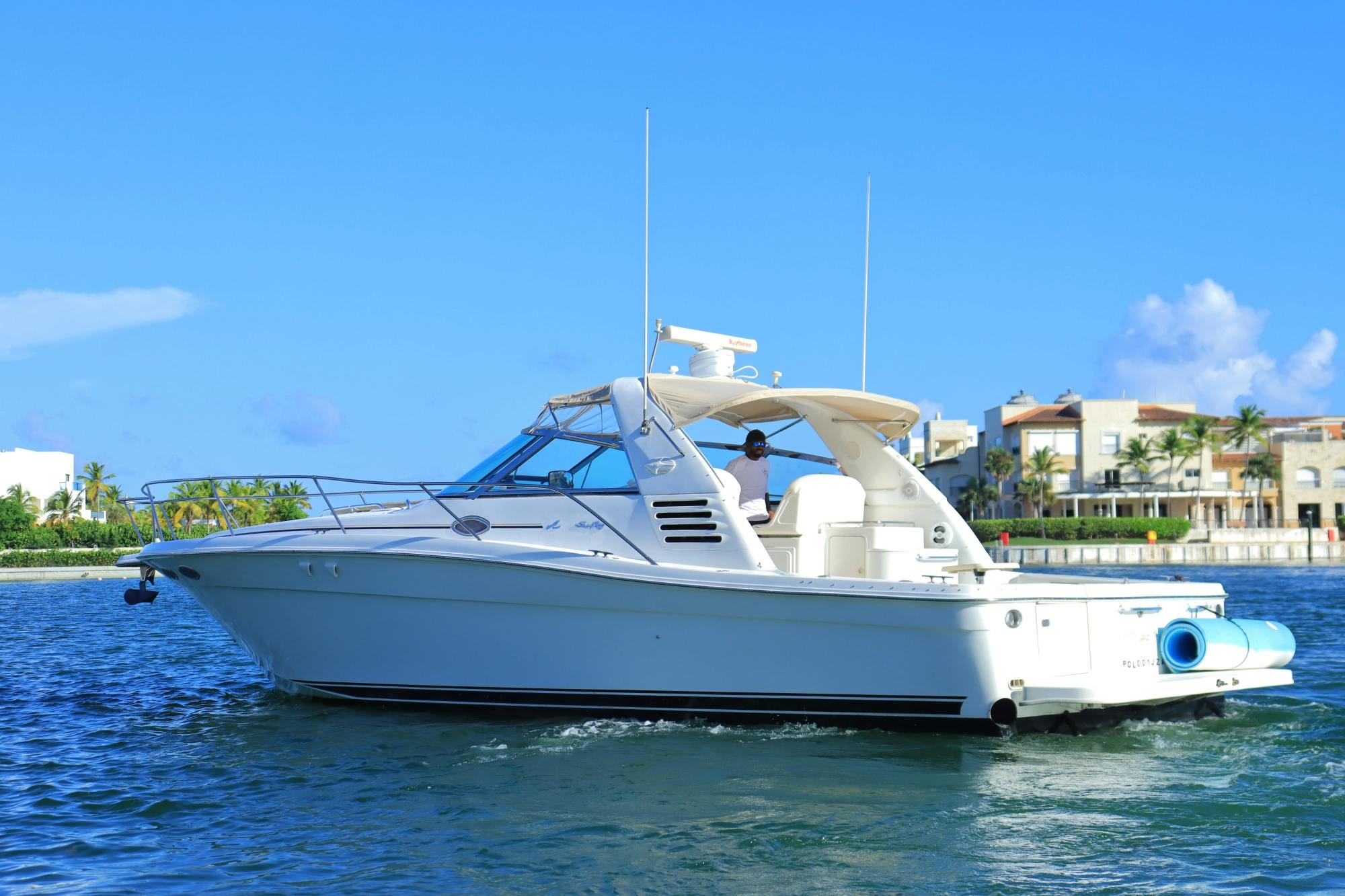 Private Sea Ray yacht trip from Cap Cana Marina