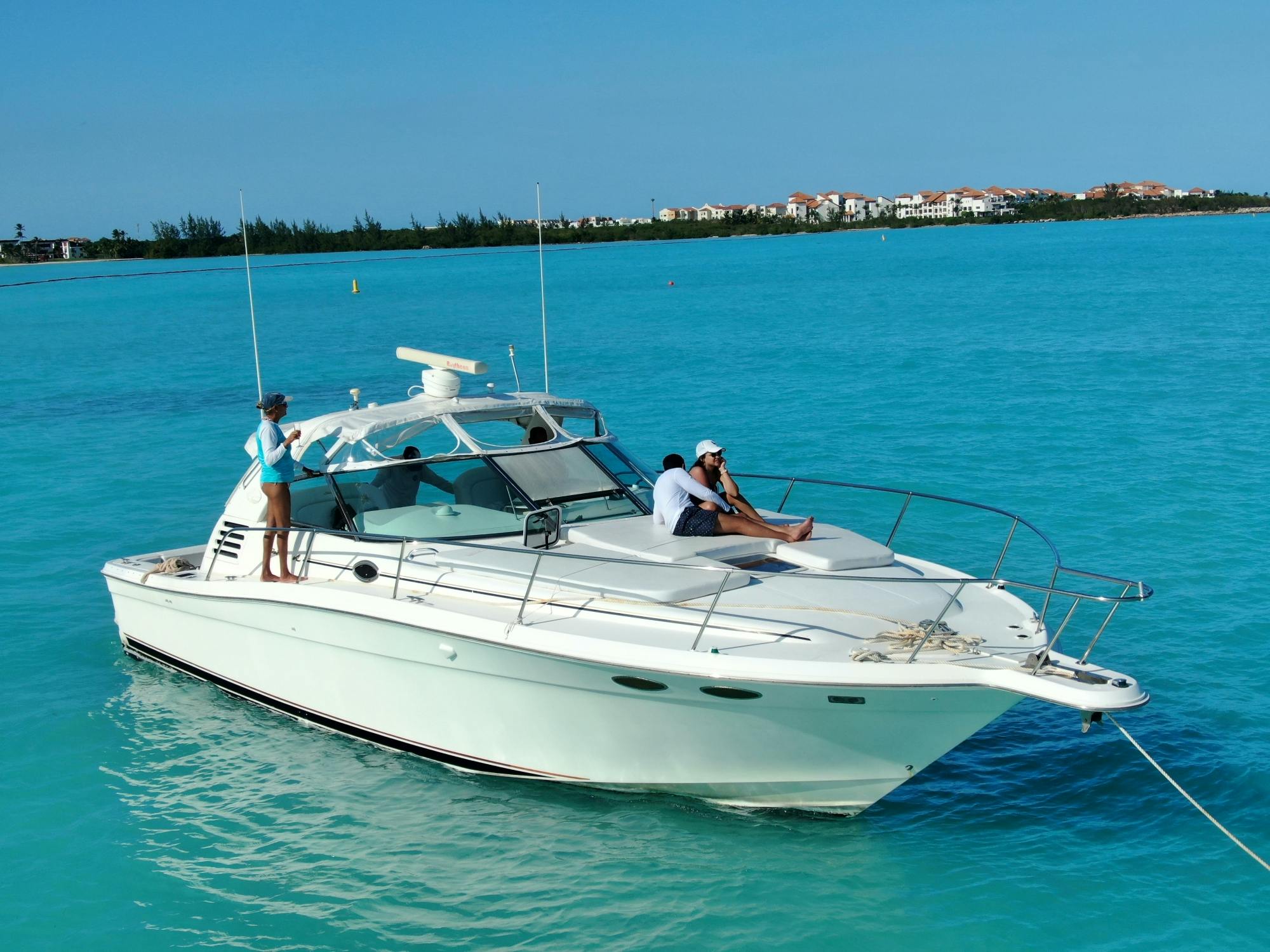 Private Sea Ray yacht trip from Cap Cana Marina