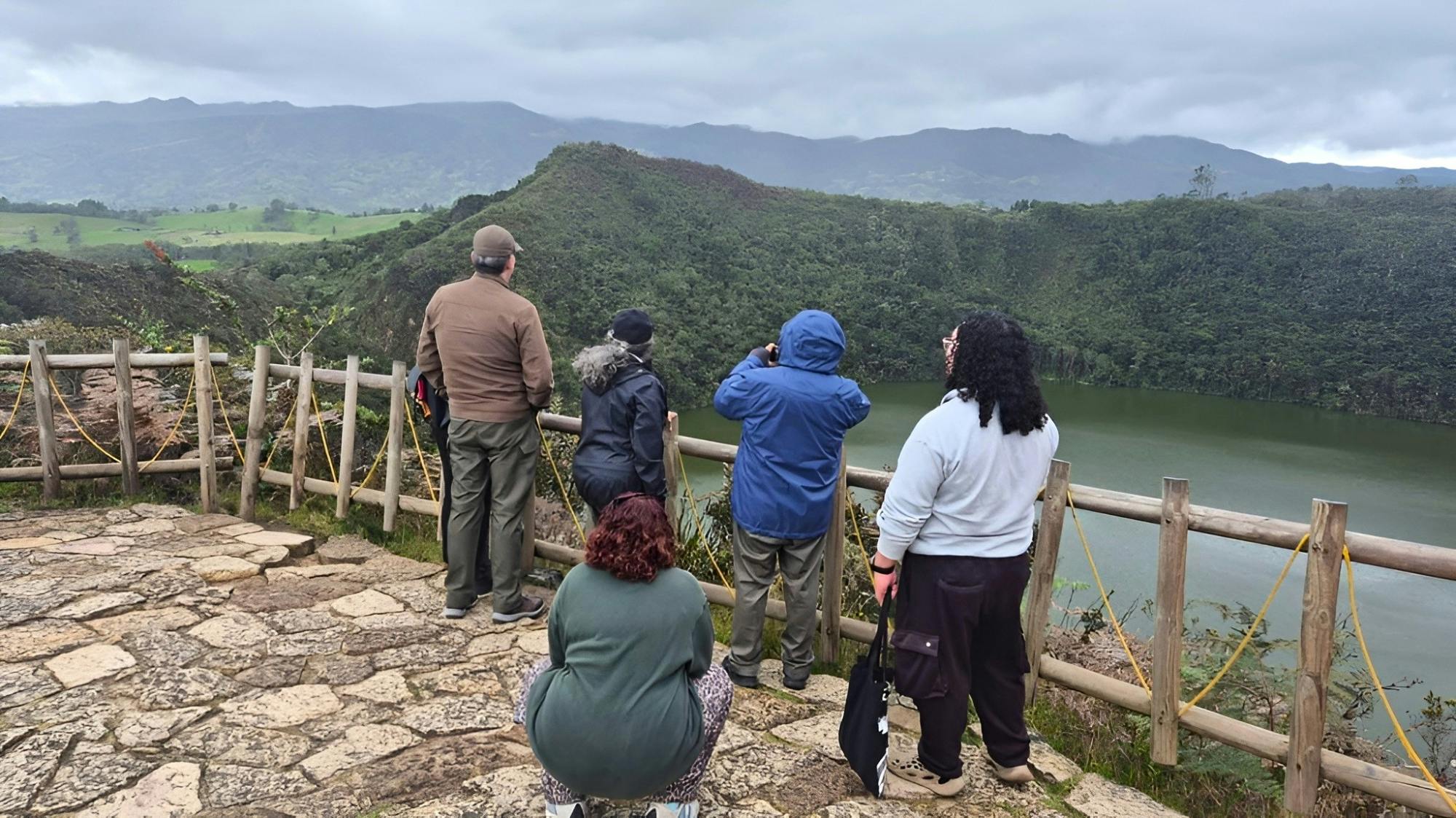 2-day Bogotá cultural and natural tour with beekeeping experience