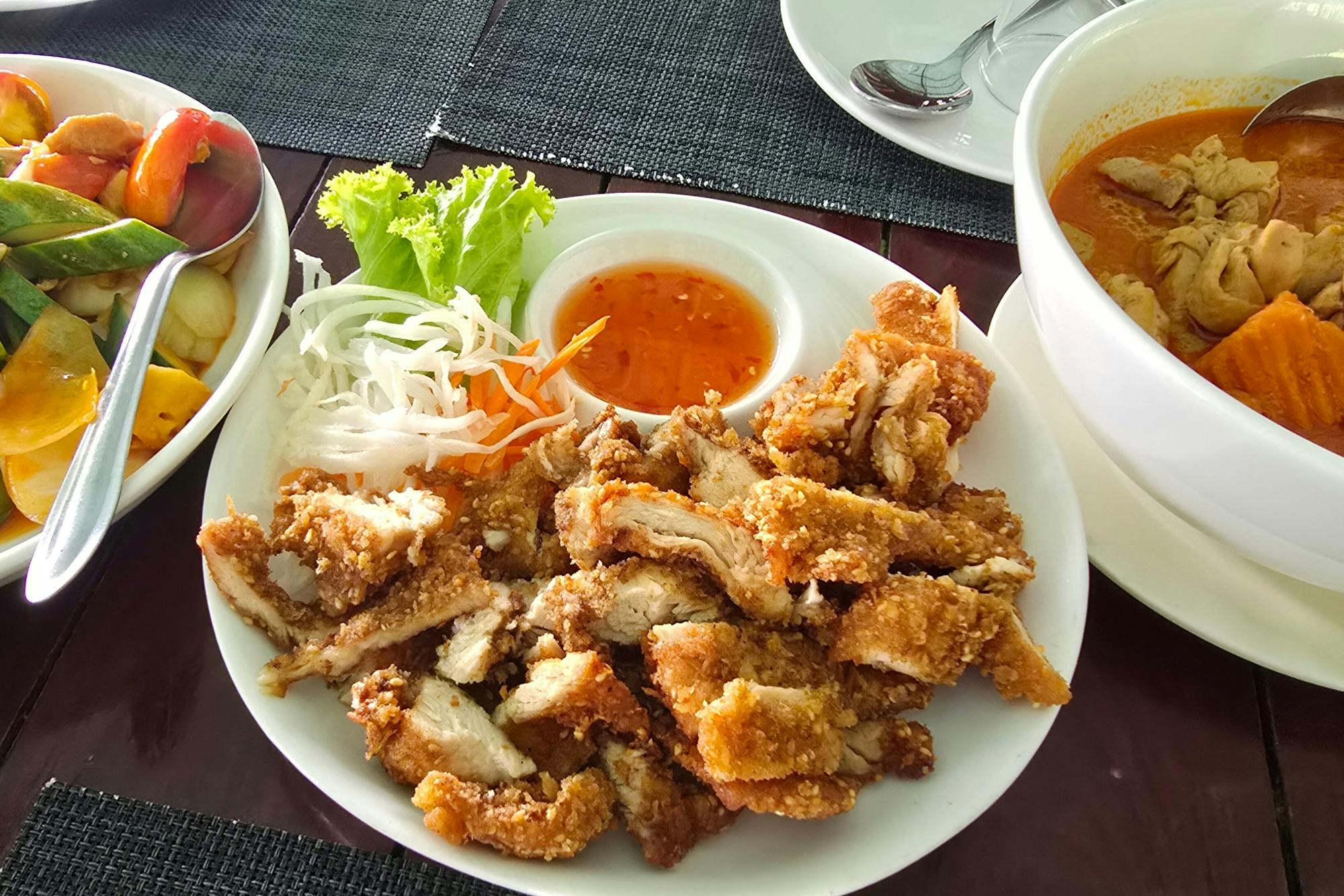 Full-day Khao Sok National Park with long-tail boat cruise from Khao Lak