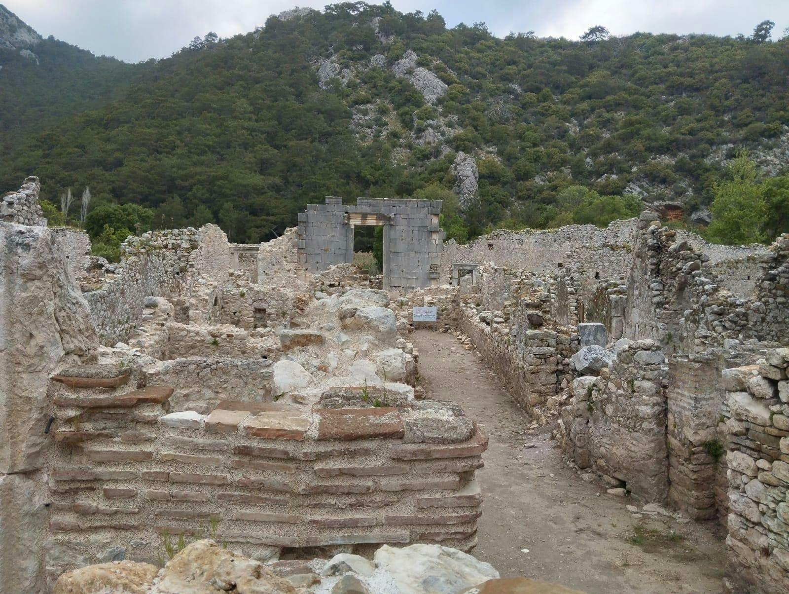 Afternoon 4x4 tour of Olympos & Yanartaş from Kemer