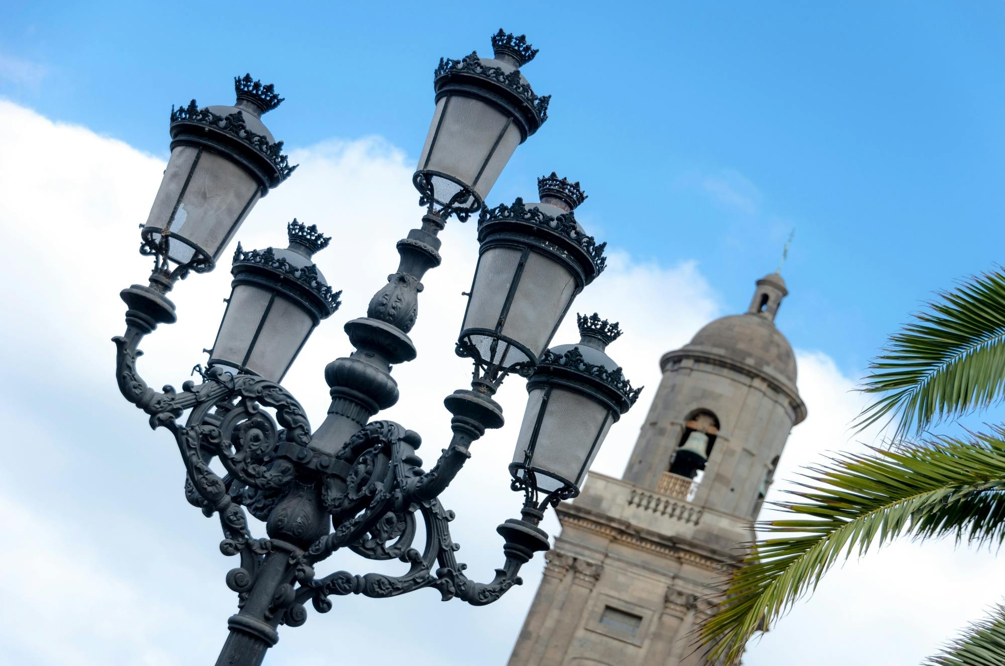 Las Palmas tour with free time in Vegueta and shopping