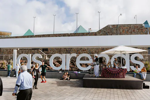 Las Palmas tour with free time in Vegueta and shopping