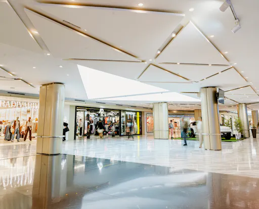 Las Palmas tour with free time in Vegueta and shopping