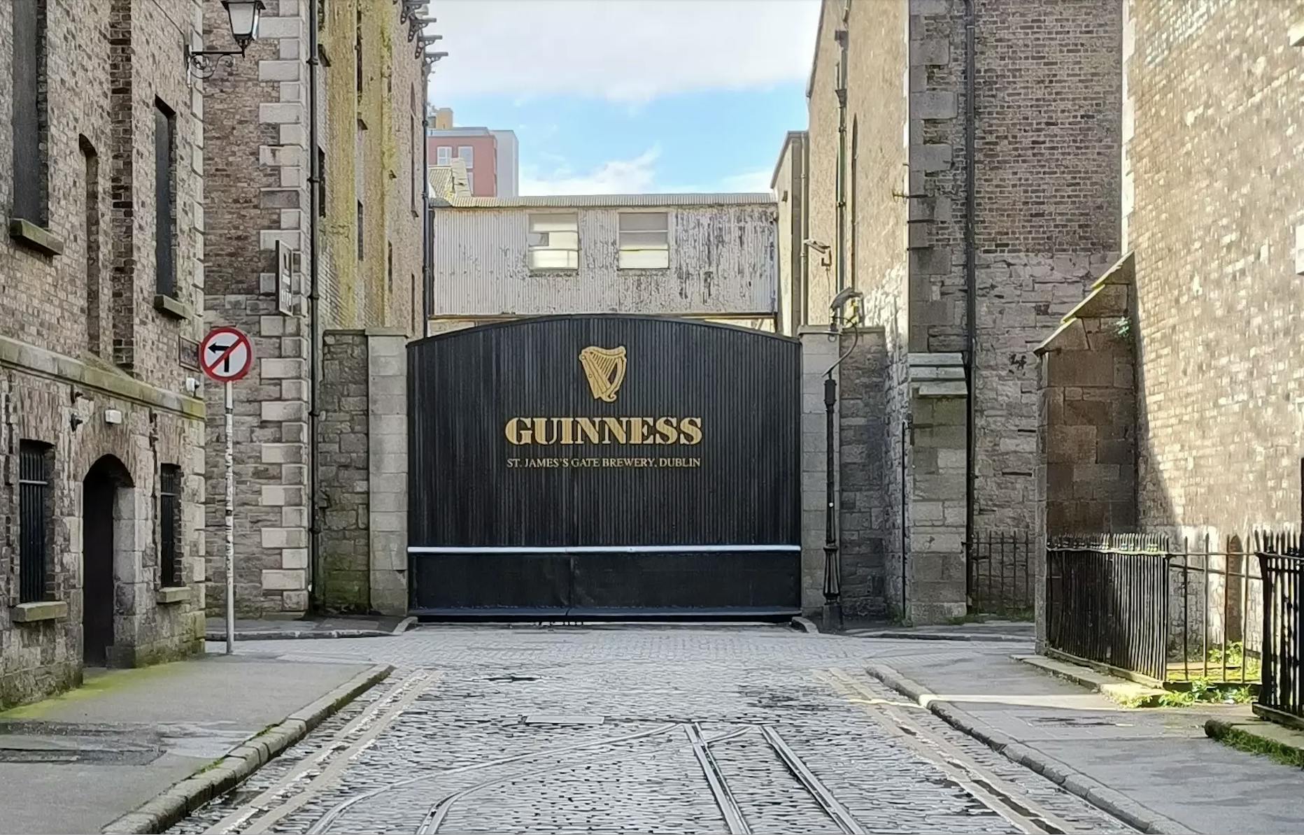 Dublin's breweries and back alleys audio walking tour