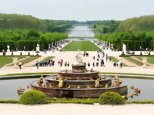 Versailles with gardens self-guided tour with skip-the-line entry