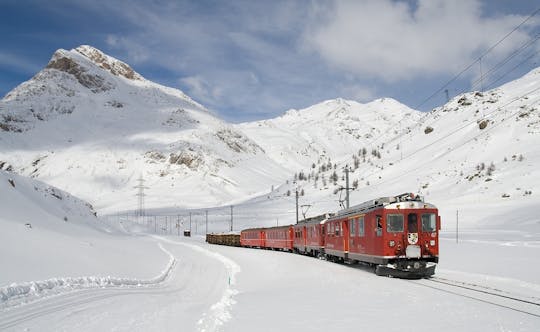 Viaggio con il Glacier Express da Coira ad Andermatt con ritiro privato