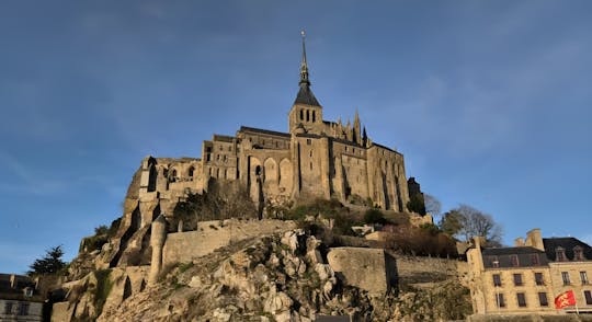 Mont Saint-Michel dagtour met toegang tot de abdij vanuit Parijs