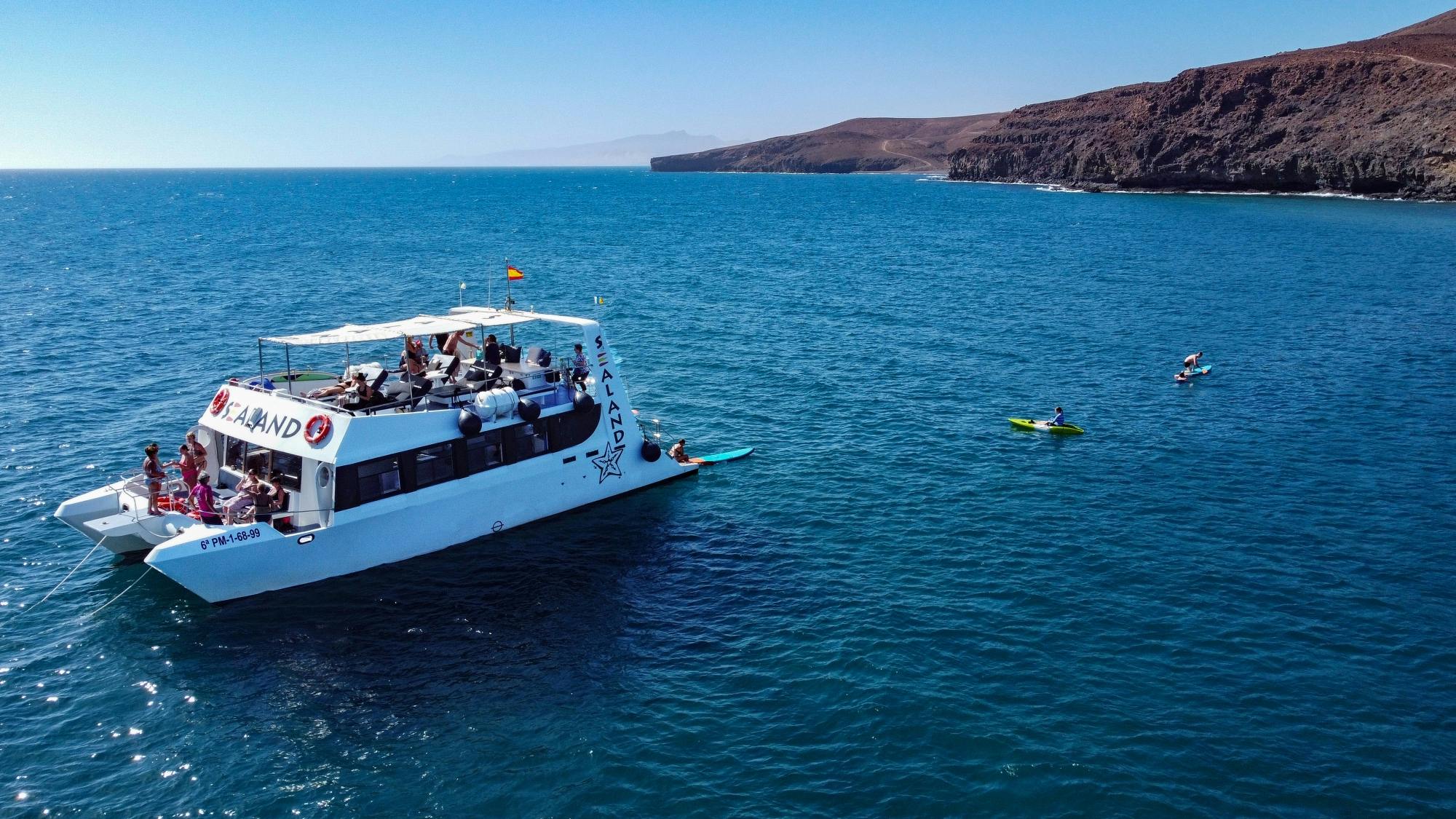Excursion d'une demi-journée en catamaran Blue Escape à Fuerteventura