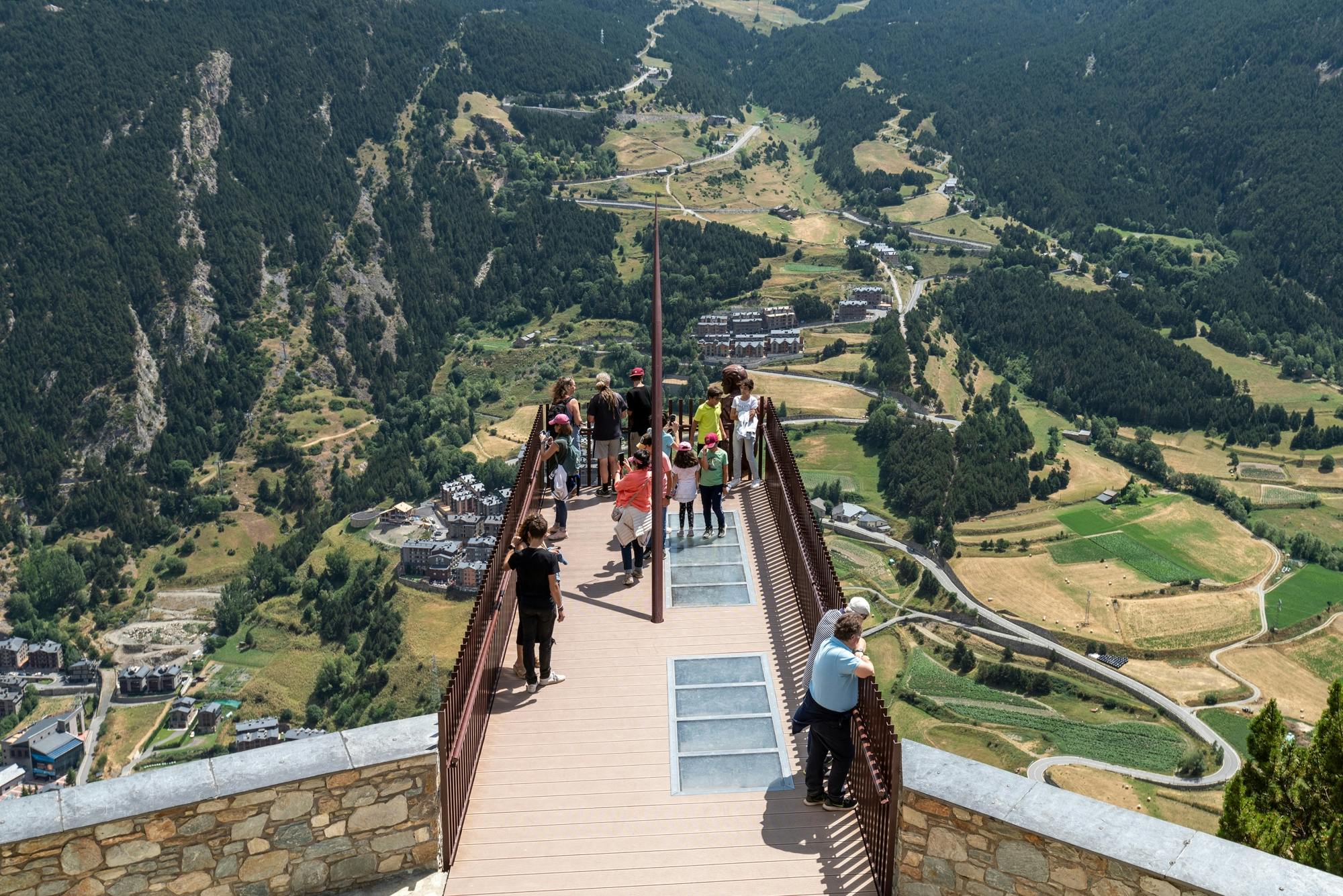 Cirque du Soleil Radio Andorra and Tibetan Bridge & Roc del Quer Viewpoint package