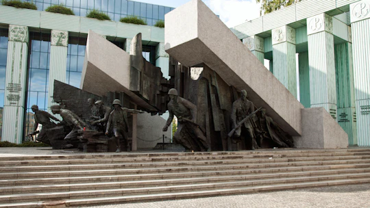 Private walking tour of the 1944 Warsaw Uprising's key sites