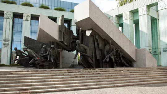 Private walking tour of the 1944 Warsaw Uprising's key sites