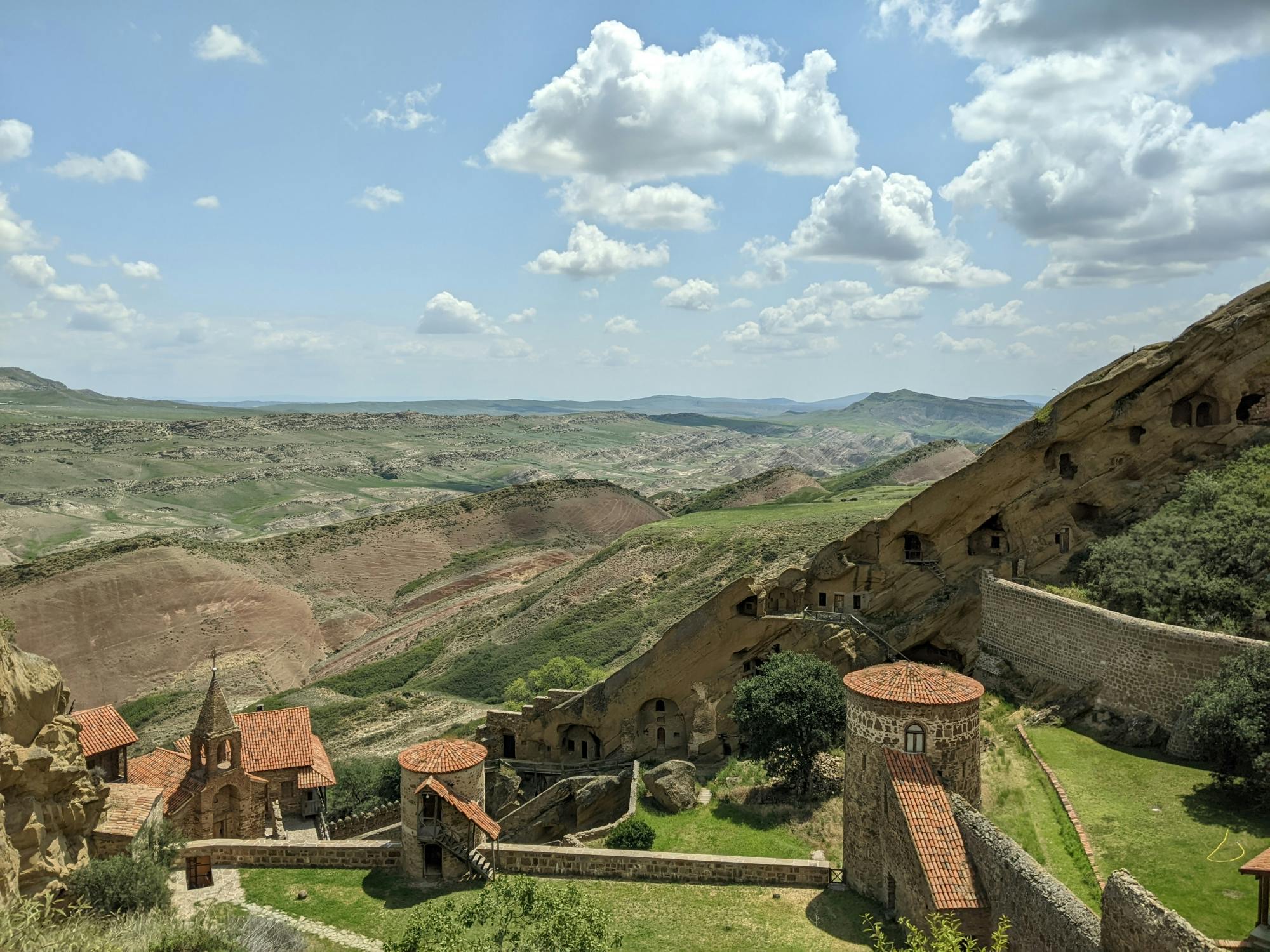Montagne Arcobaleno e monastero di David Gareja: escursione di un giorno da Tbilisi