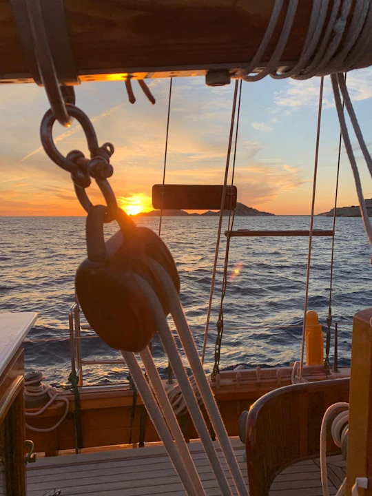 Frioul archipelago evening boat tour from Marseille