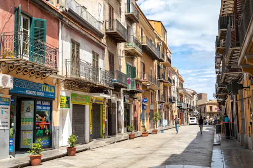 Palermo walking tour and Monreale Cathedral visit in Sicily