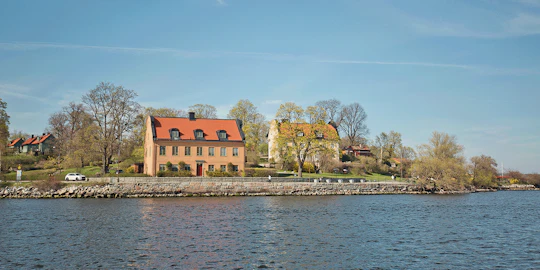 Stockholm archipelago boat tour with guide