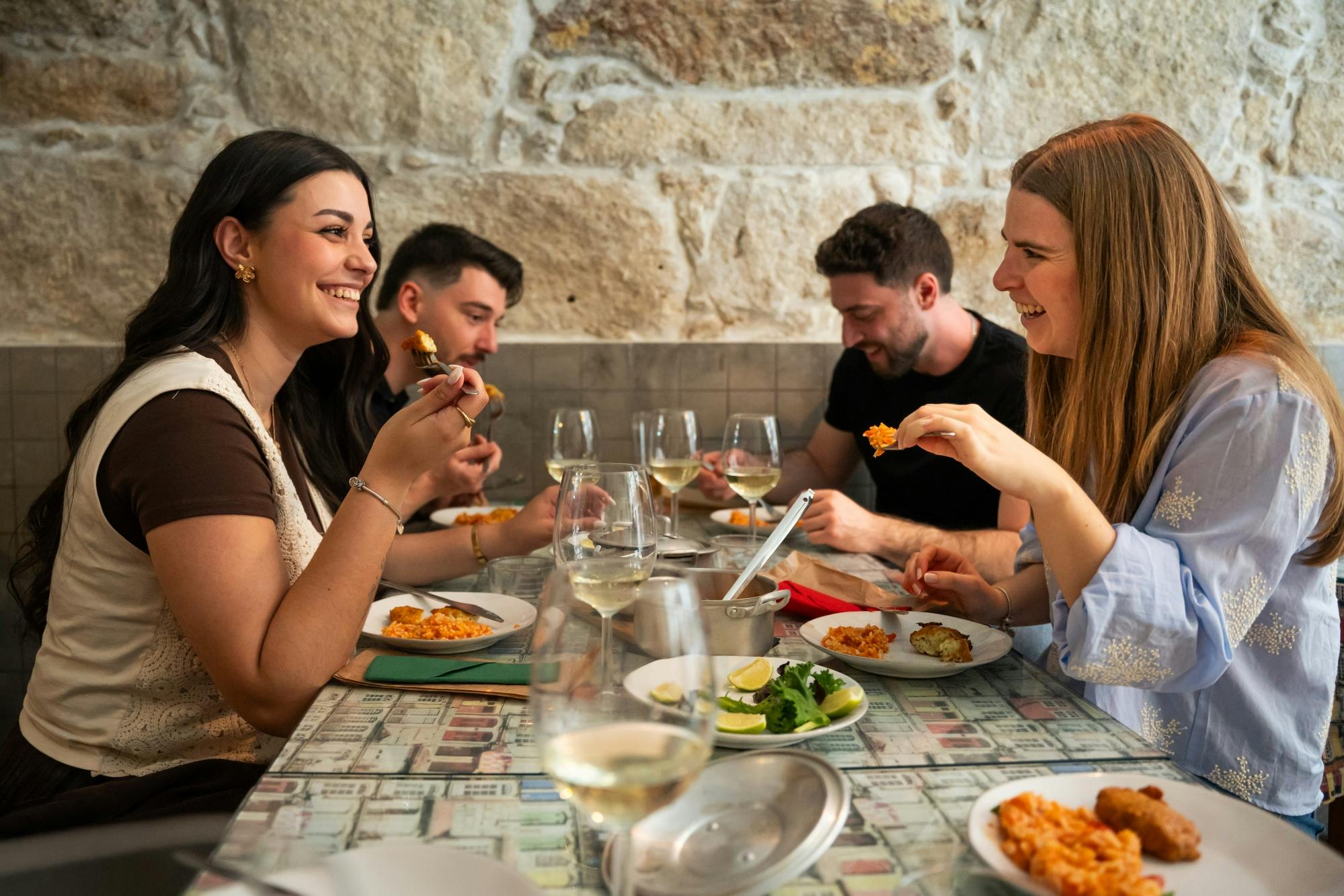 Kulinarische Tour in Porto mit Besuch eines alten Portweinkellers