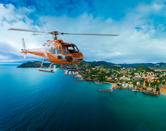 Cannes helicopter flight from Monaco, Saint-Tropez or Nice