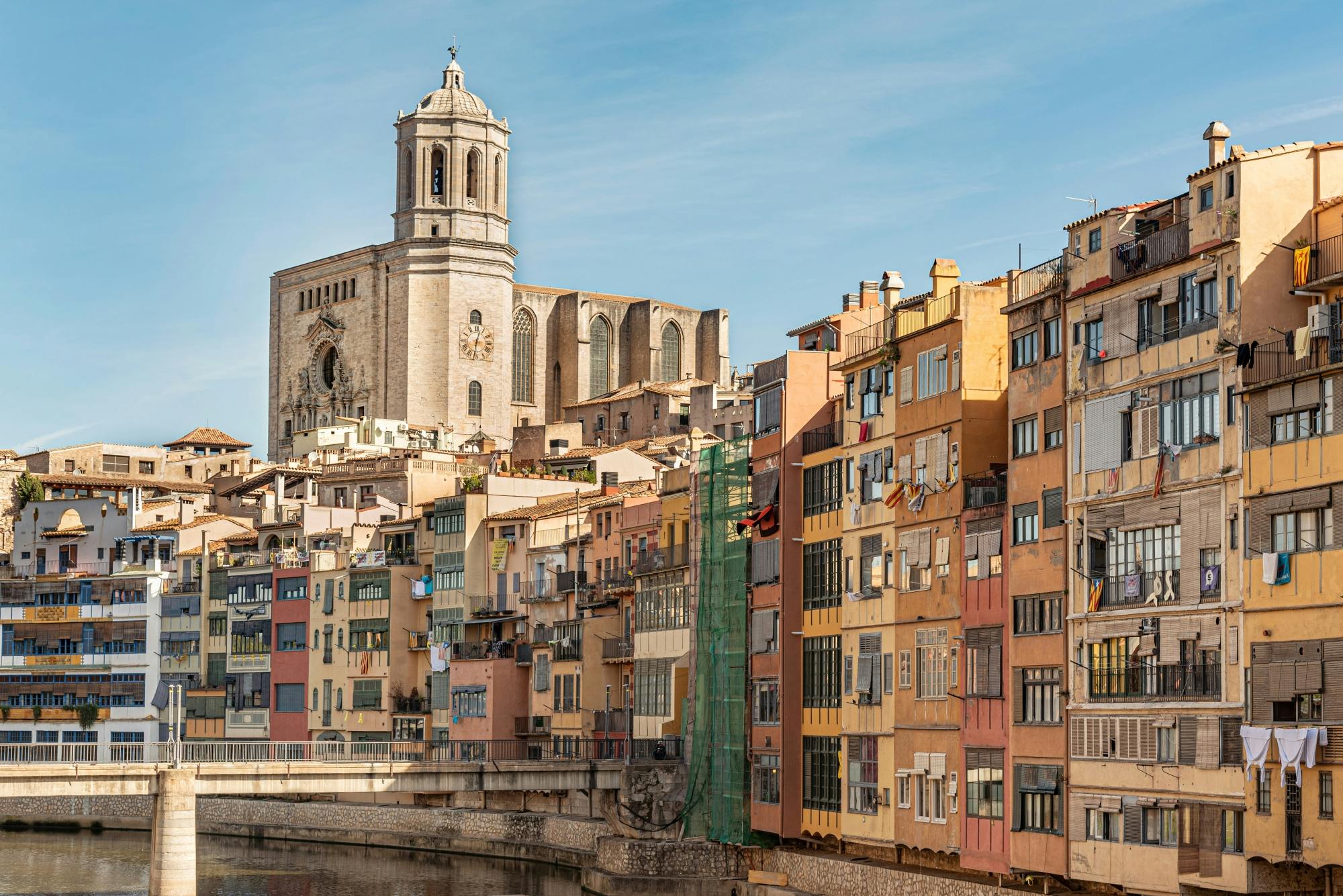 Marimurtra Botanical Gardens and Girona guided walking tour