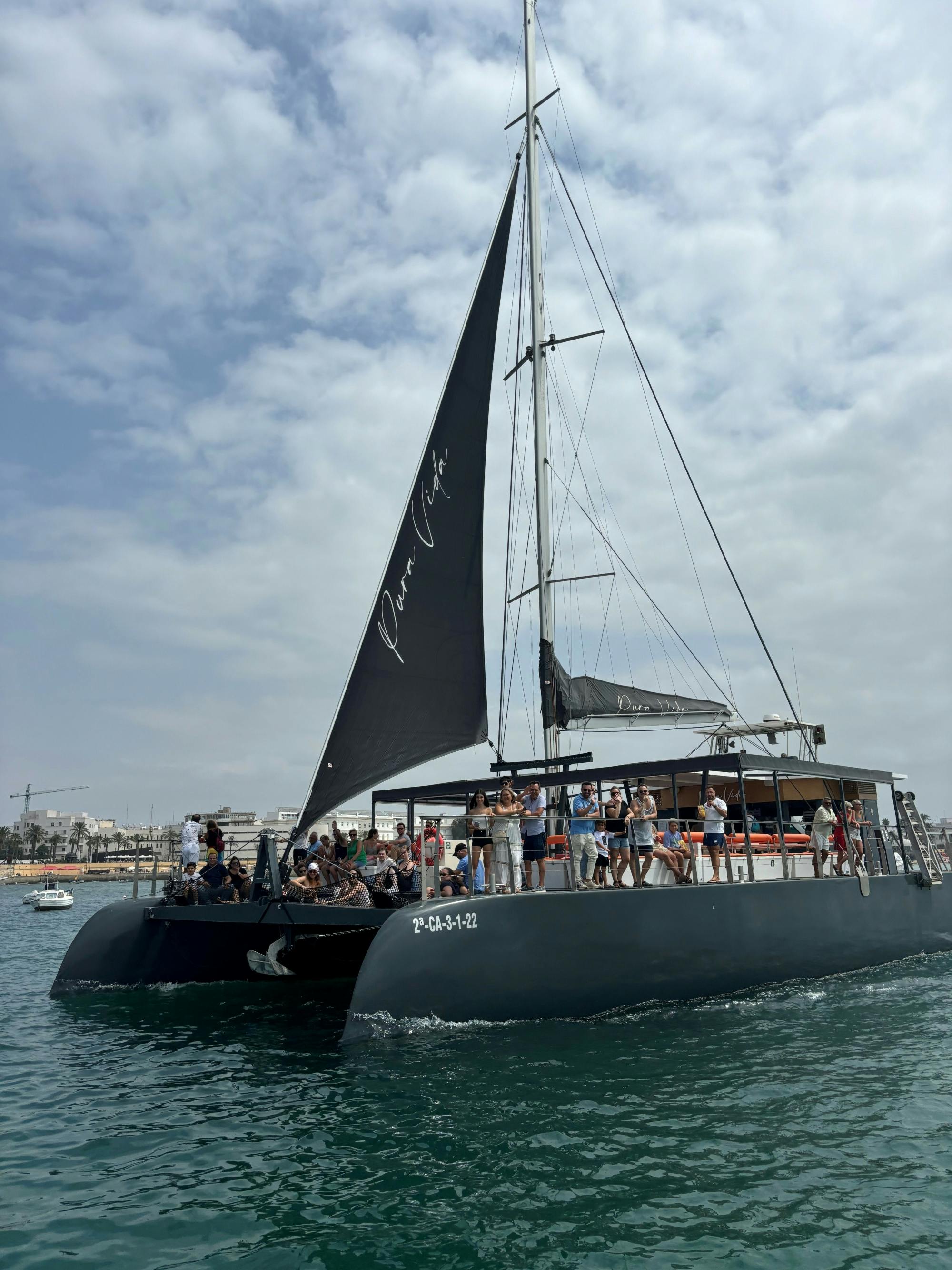 Catamaran cruise from Cadiz – ticket only