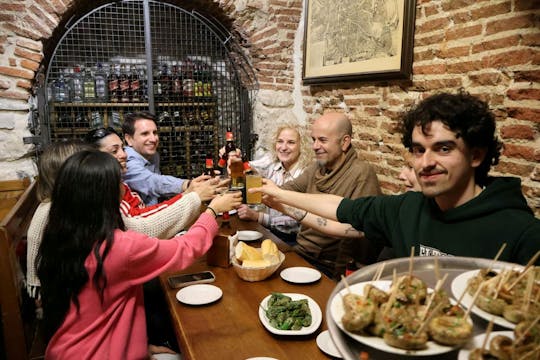 Madrid de tapas y vinos con guía local