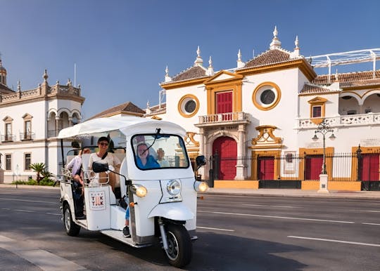 Grande visita guiada de 2 horas a Sevilha em tuk tuk privado com guia local