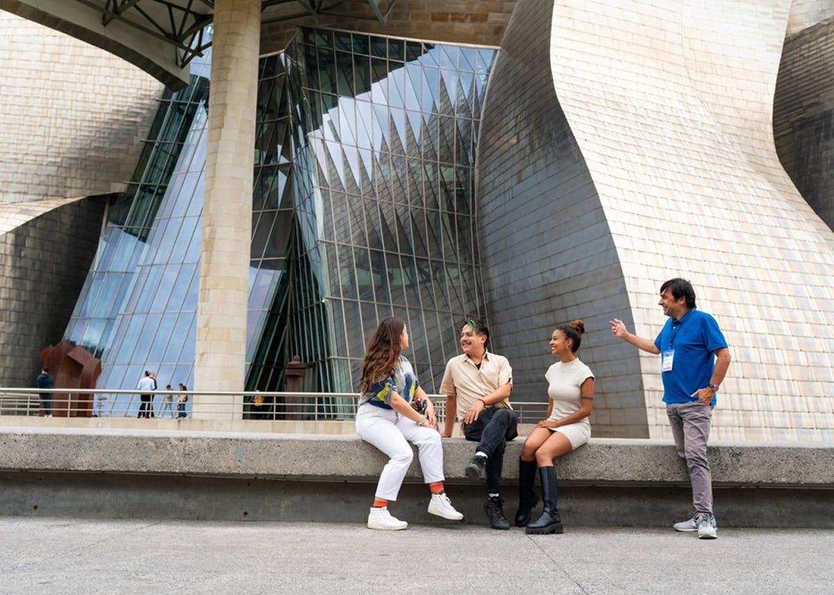 Guided tour of Gaztelugatxe and Bilbao with optional Guggenheim visit