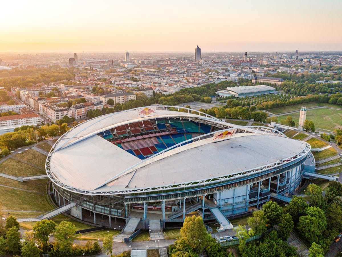 Bezienswaardigheden in Leipzig rondom het stadion: audiogids voor een rondleiding op eigen gelegenheid