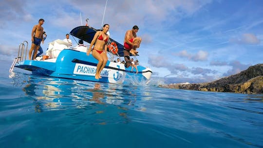 Visites en bateau exclusives avec Pachira au départ de Fornells, sans transferts