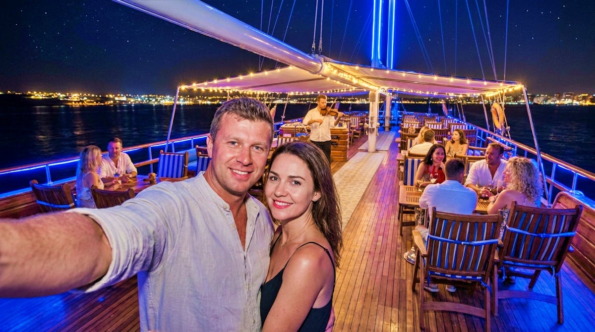 Dineroottocht in Sharm El Sheikh aan boord van een luxe jacht