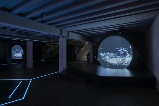 Entrada al Osservatorio Fondazione Prada con exposición incluida