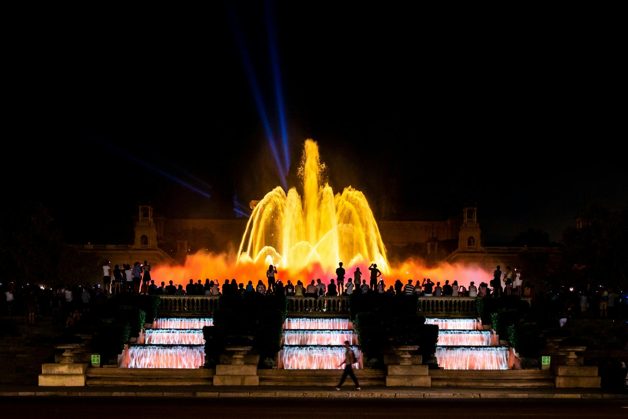 Barcelona Magic Fountain show and free time