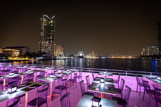 Evening Dinner Cruise with The Luxury White on Chao Phraya River with Transport
