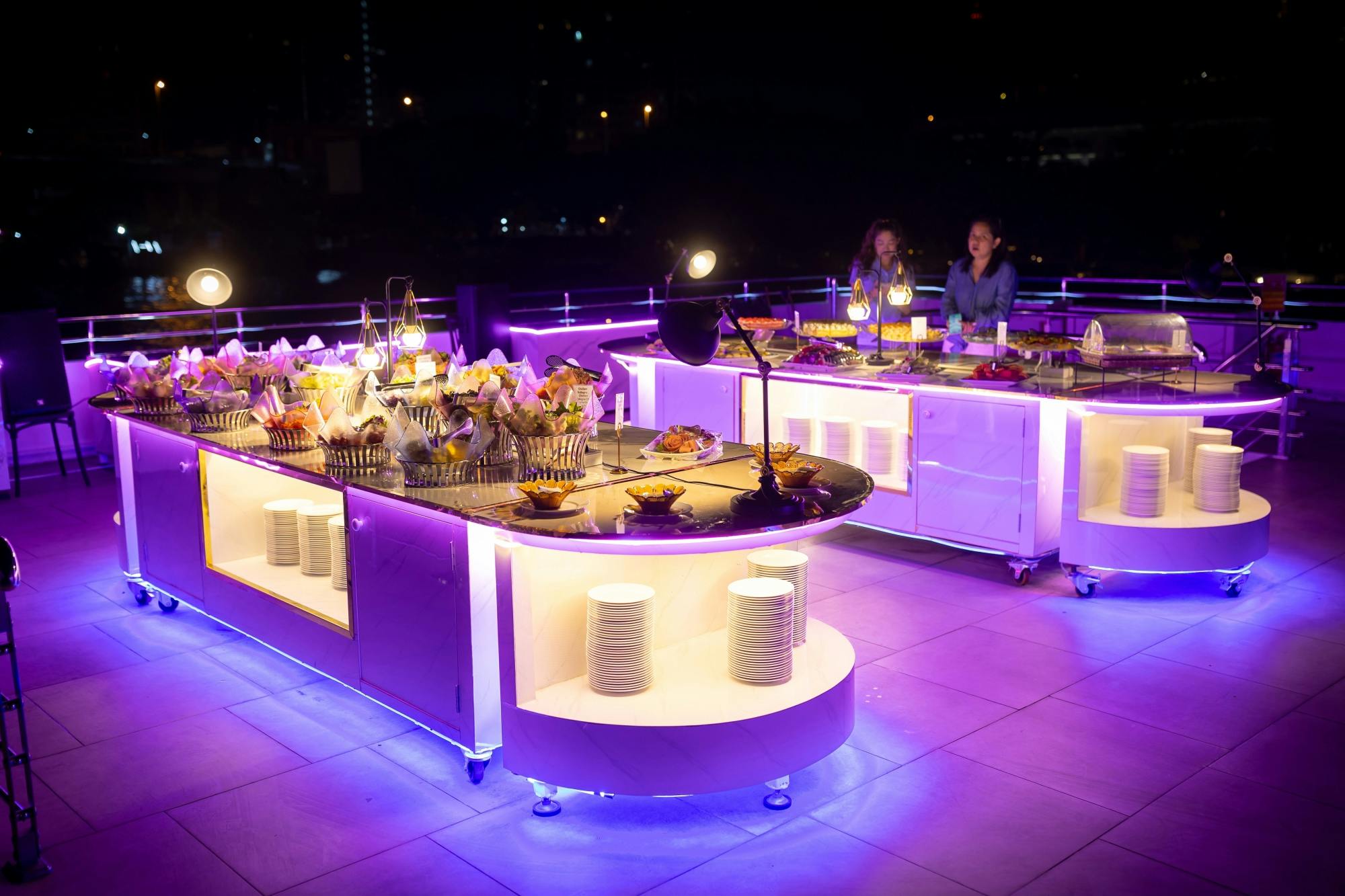 Dinner cruise on Bangkok’s Chao Phraya River