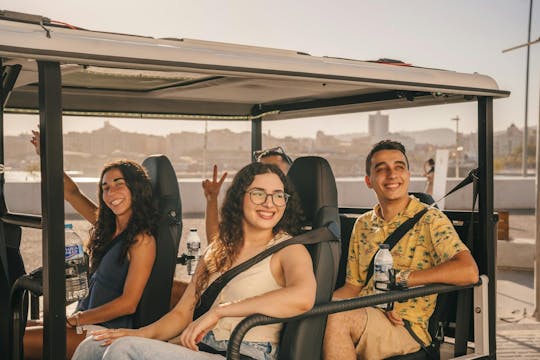 Passeio de tuk-tuk em Málaga com degustação de cozinha local