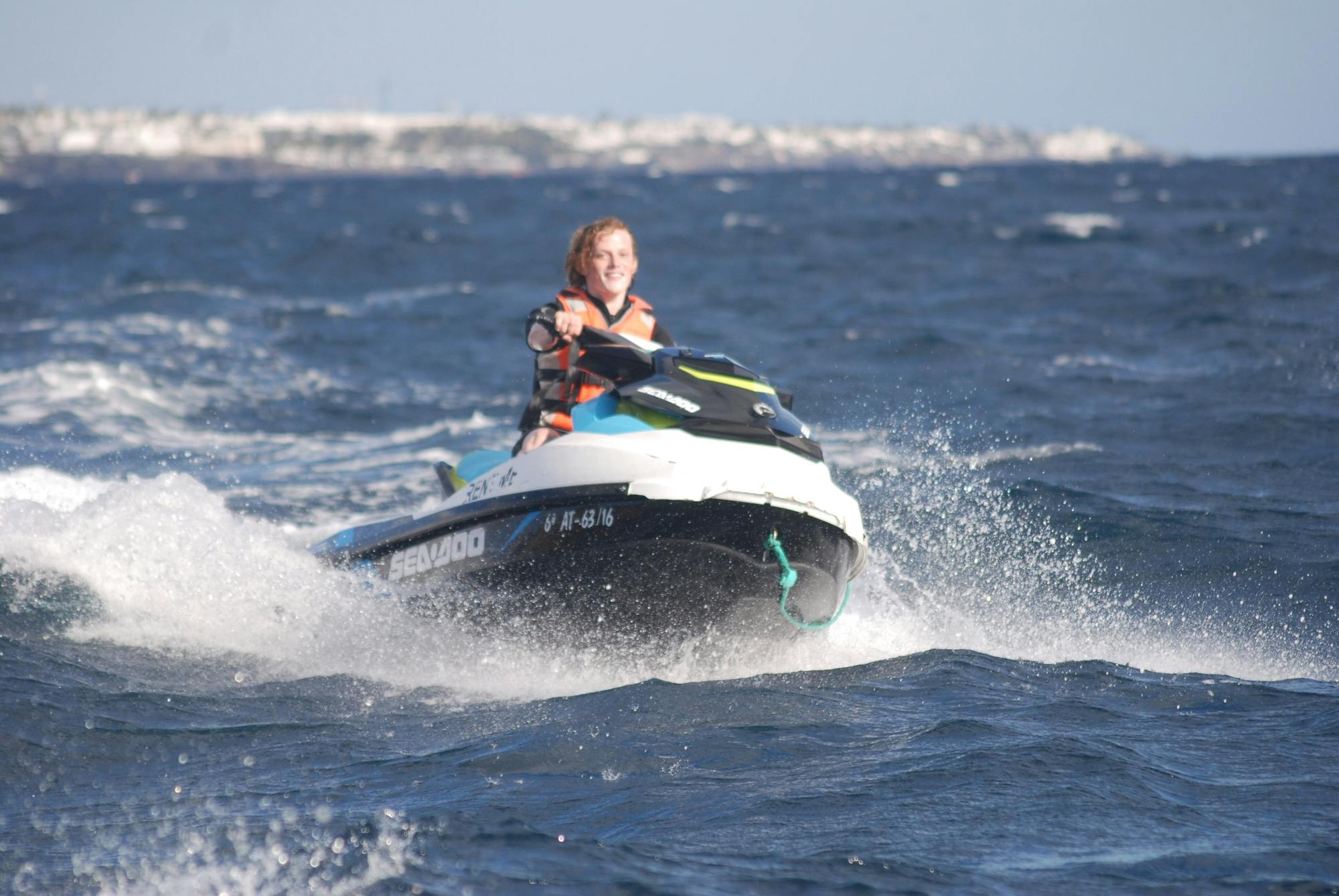 Tour de Lanzarote en jet-ski sur la route du sud - billet seulement