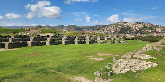 Visita guiada de medio día al Cusco inca