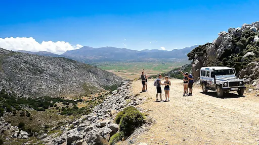 4x4 off road-tour of Crete’s mountains with taverna lunch