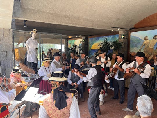 Tour di mezza giornata della cultura alimentare e folcloristica delle Isole Canarie