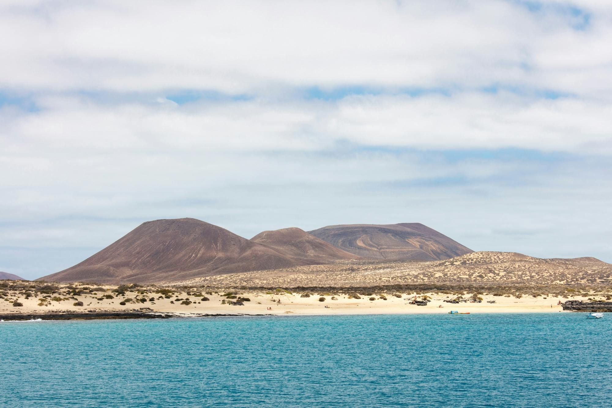 One-way ferry ticket with Lineas Romero to Fuerteventura