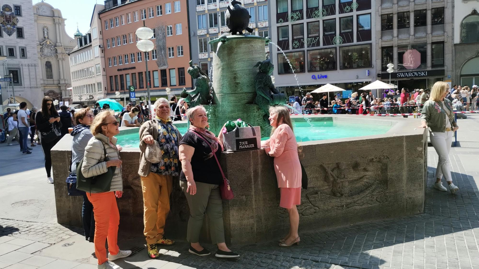 Traditionelle bayerische Kaffee- und Kuchentour mit einem ortskundigen Experten