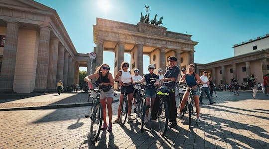 Best of Berlin guided bike tour in English