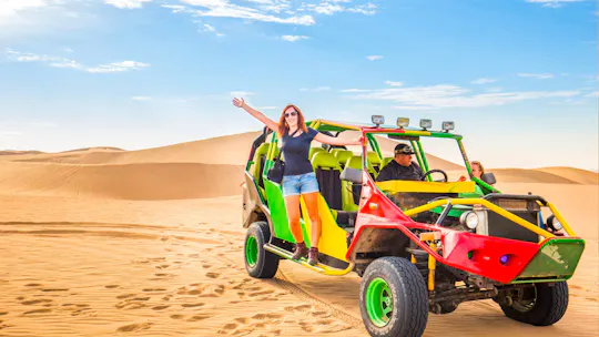 Huacachina dune buggy and sandboarding experience
