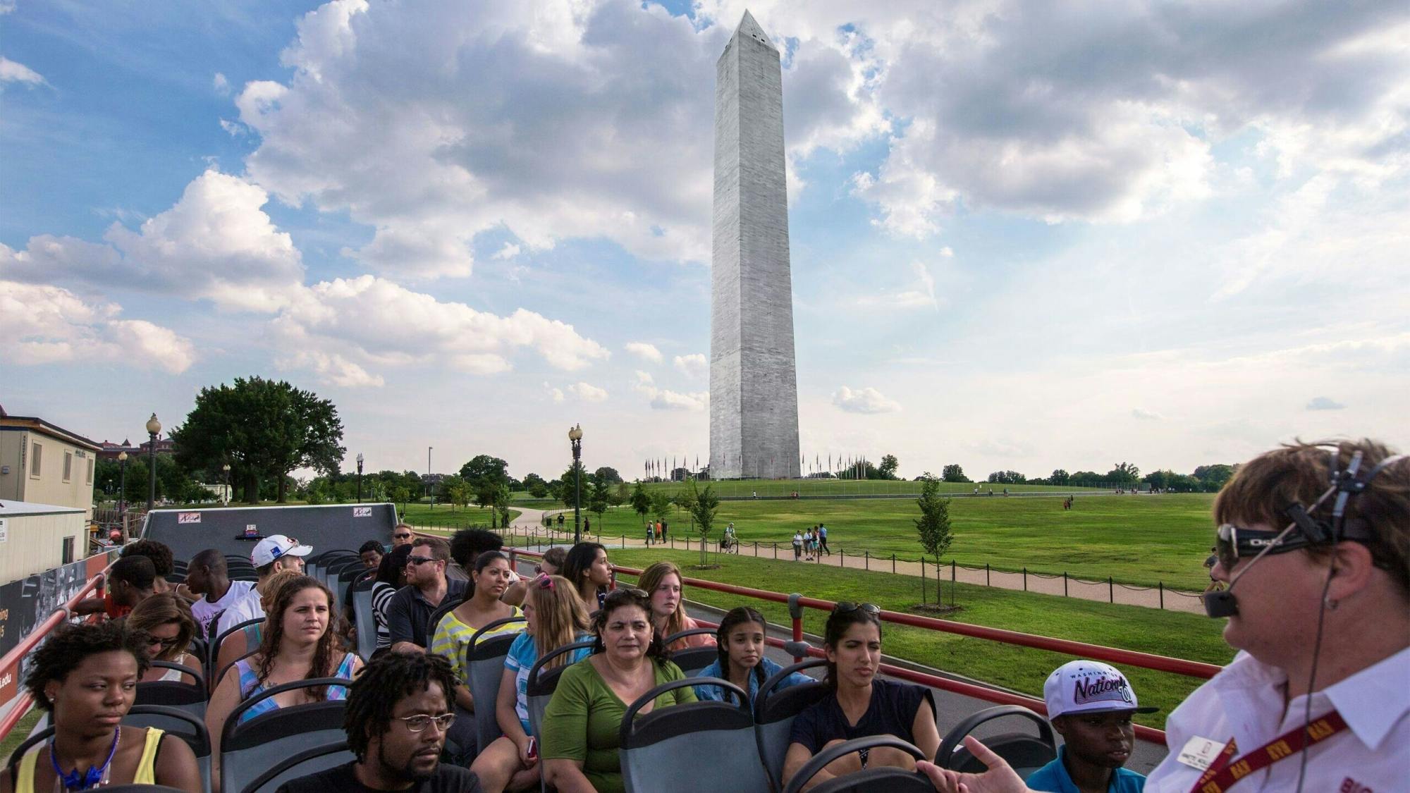 Big Bus Washington DC panoramic night tour