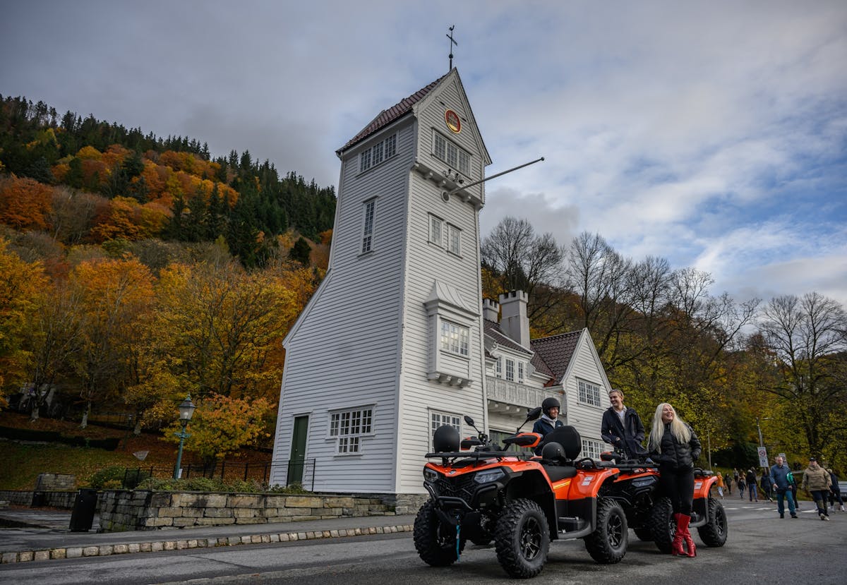 Begeleide quadtocht vanaf het centrum van Bergen naar schilderachtige uitzichtpunten