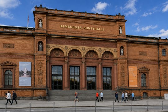 Biglietto salta fila per la Hamburger Kunsthalle, audioguida della città ed eSIM