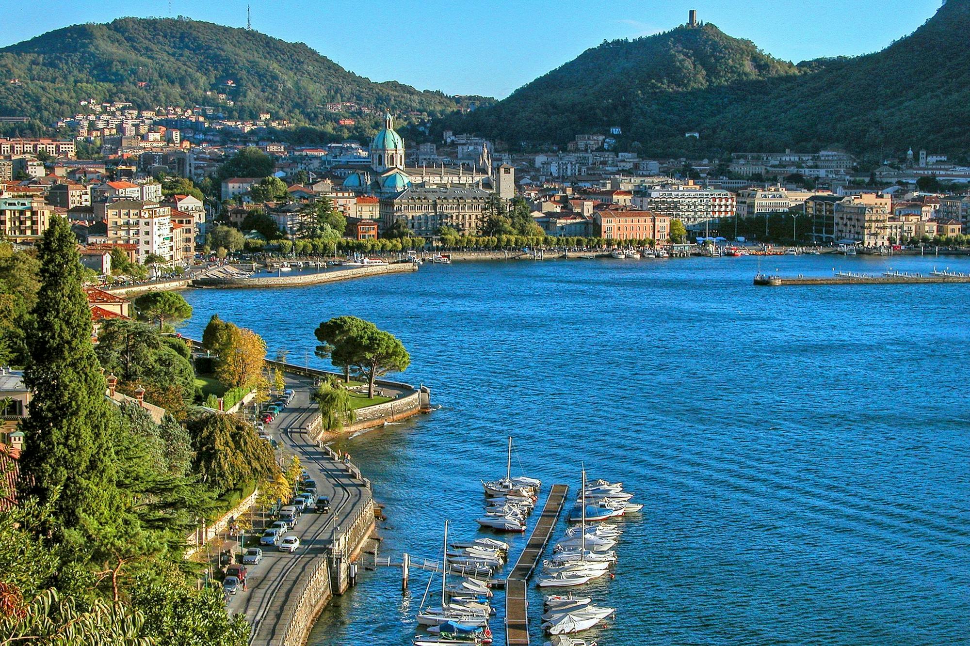 Half-day shared boat tour from Como town to Bellagio