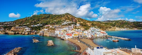 Circuit privé de trois jours à Ischia avec séjour bien-être au départ de Sorrente ou de Naples