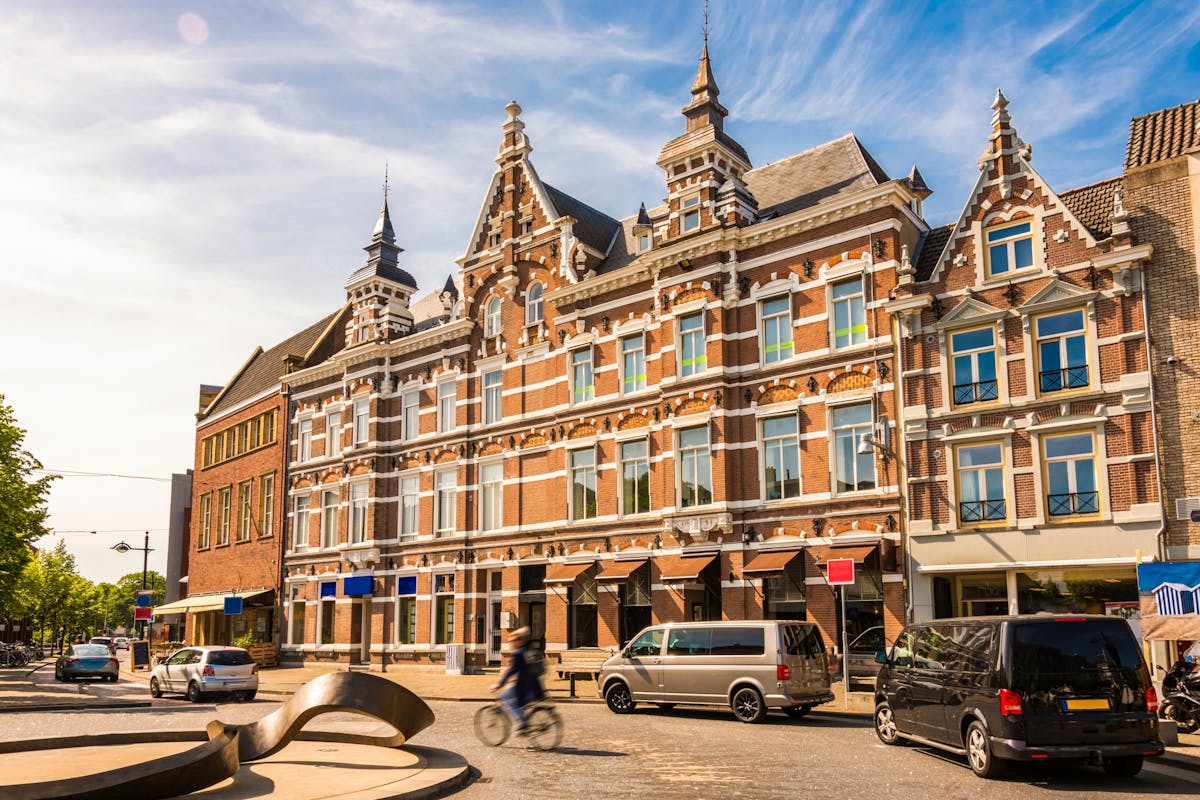 Historische wandeling op eigen gelegenheid door Breda en de Vrede van Breda