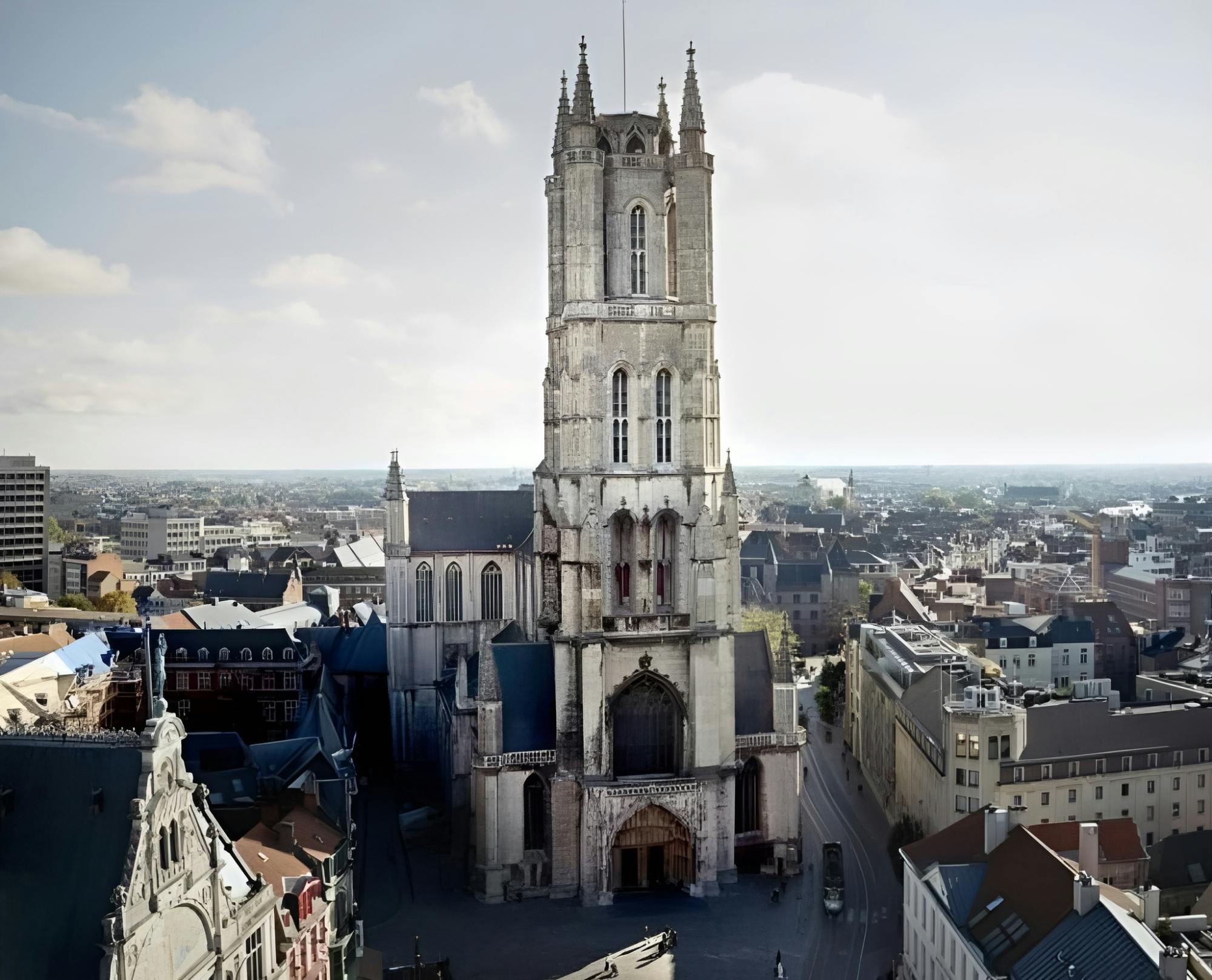 Ghent self-guided city walk with audio guide